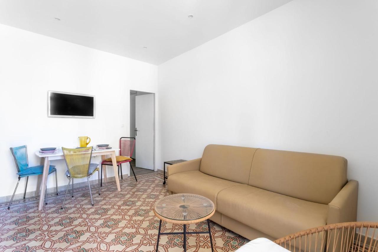 Luxurious 1 Bedroom, Ac, Terrace, Close Beaches - Dodo Et Tartine การ์เกราน ภายนอก รูปภาพ
